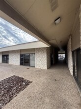 1214 S 31st St, Temple, TX for lease Building Photo- Image 2 of 11