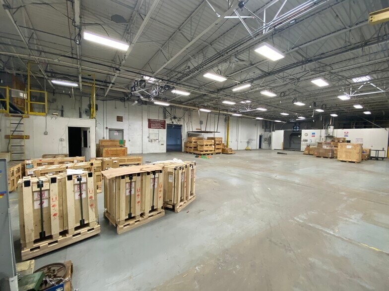 113-119 Falso Dr, Syracuse, NY à vendre - Photo intérieure - Image 3 de 21