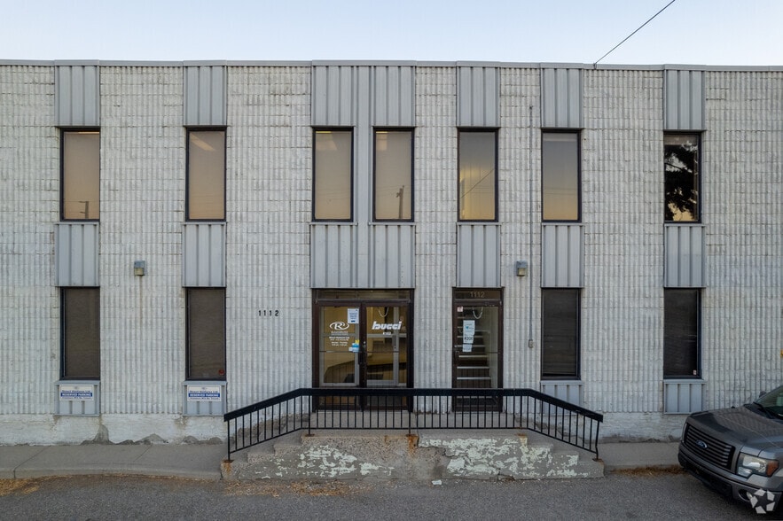 1112 40th Ave NE, Calgary, AB for lease - Building Photo - Image 3 of 5