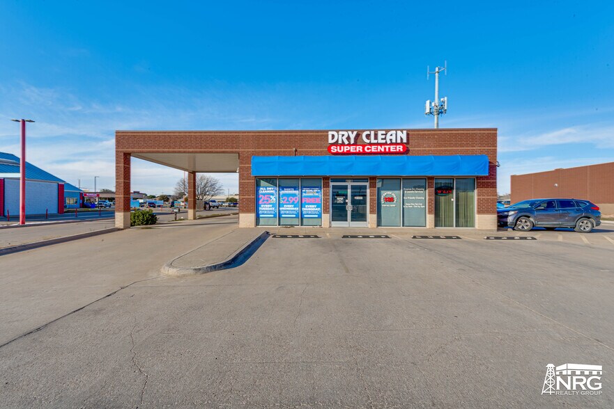 4218 W Wadley Ave, Midland, TX à vendre - Photo du bâtiment - Image 3 de 10
