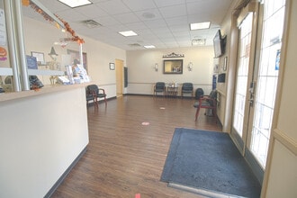 4140 Heritage Trace Pky, Fort Worth, TX for sale Interior Photo- Image 2 of 12