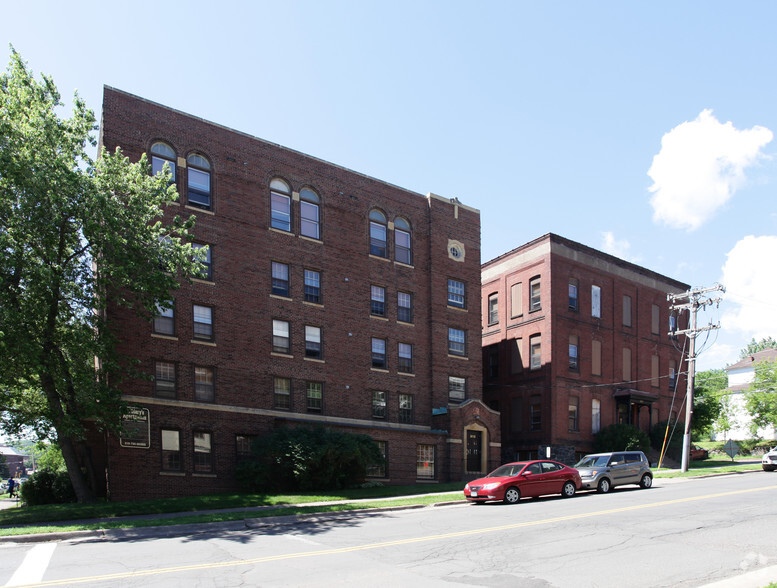 313-315 N 3rd Ave E, Duluth, MN for sale - Primary Photo - Image 1 of 1