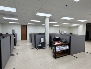 3191 W Temple Ave, Pomona, CA à louer Photo du bâtiment- Image 1 de 8