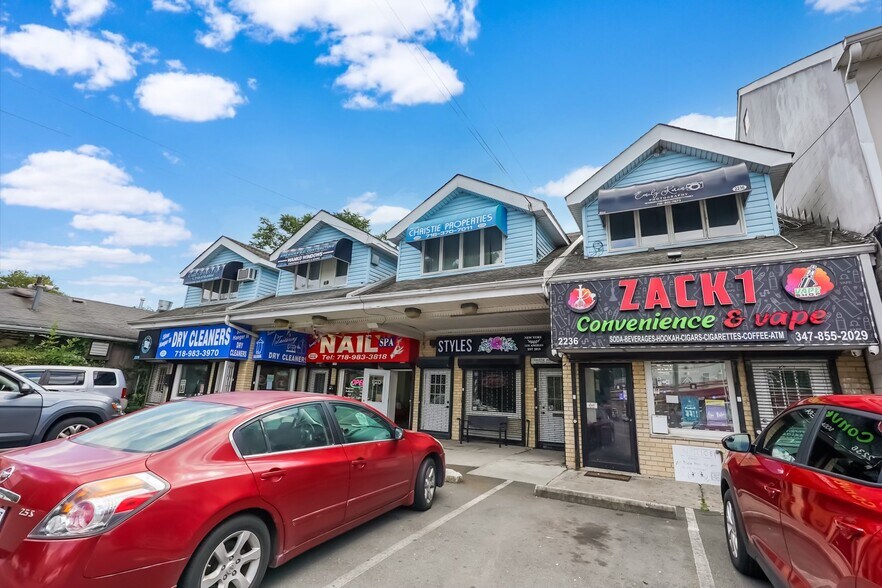 2230-2236 Victory Blvd, Staten Island, NY à vendre - Photo du bâtiment - Image 3 de 6
