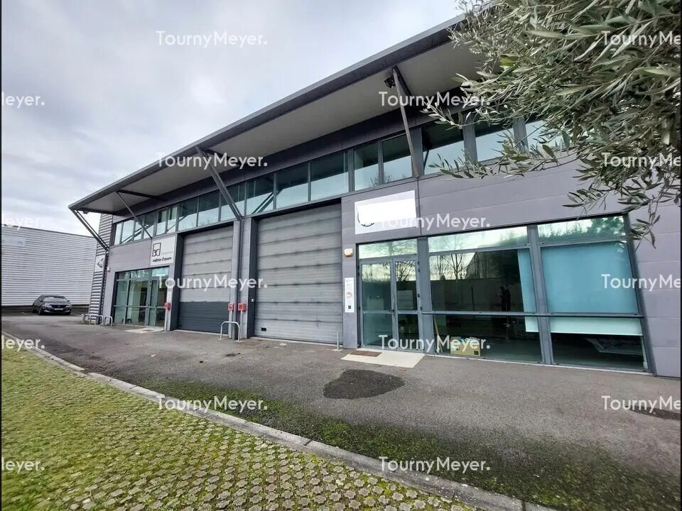 Office in Toulouse for lease Building Photo- Image 1 of 11