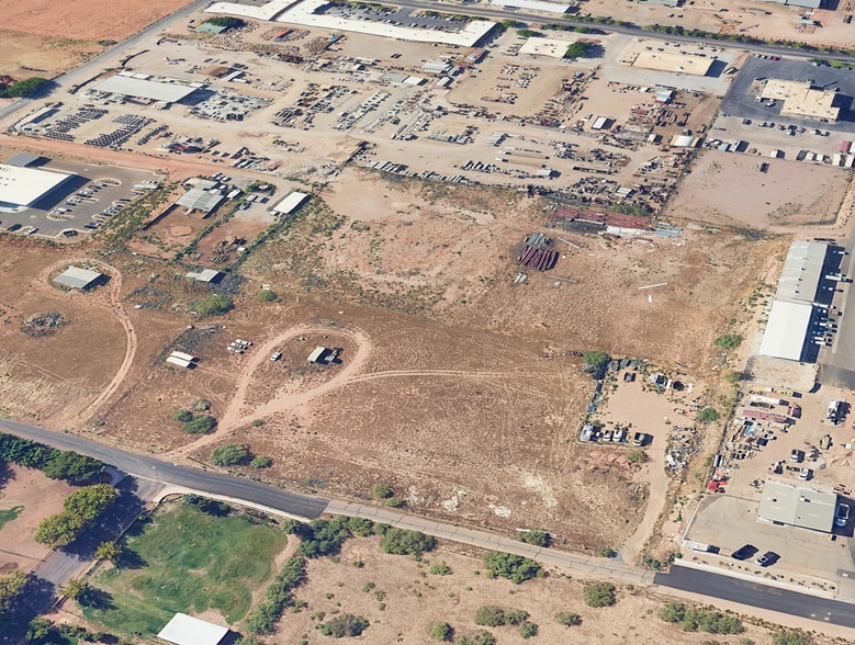 990 S 100 E, Washington, UT for lease - Building Photo - Image 2 of 5