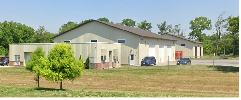 5740 W Minnesota St, Indianapolis, IN à vendre - Photo du bâtiment - Image 2 de 17