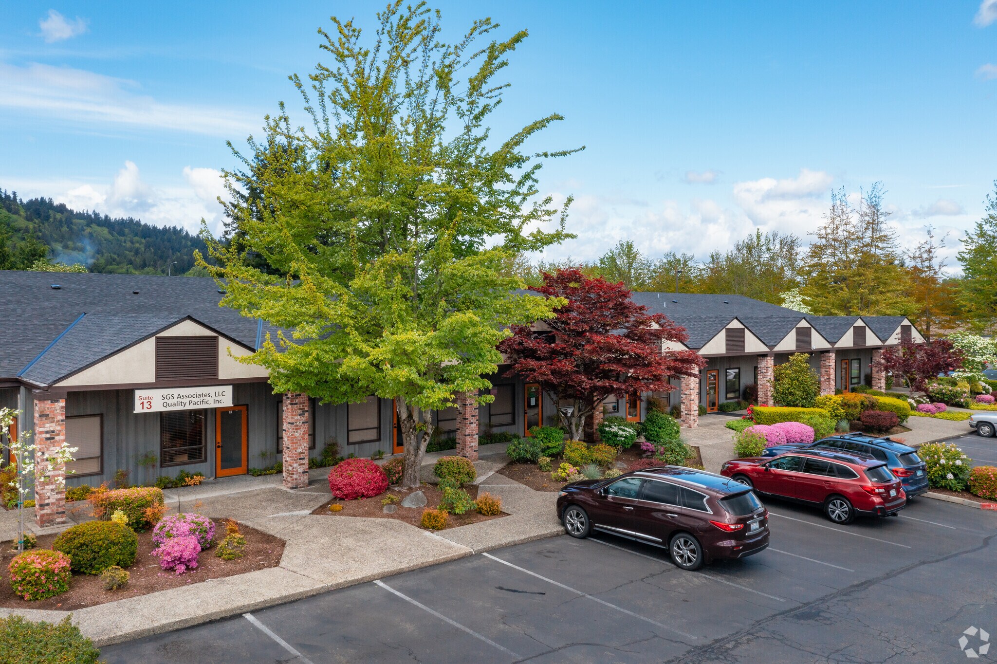 1595 NW Gilman Blvd, Issaquah, WA à vendre Photo principale- Image 1 de 1