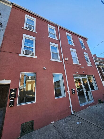 322 Ridge Ave, Allentown, PA for sale - Building Photo - Image 1 of 6