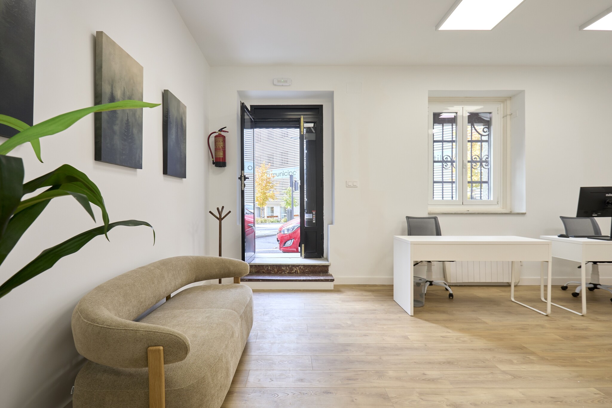 Office in Madrid, Madrid for lease Interior Photo- Image 1 of 14