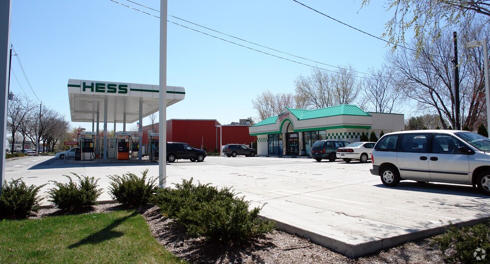 565 Rt-17, Paramus, NJ à vendre - Photo principale - Image 1 de 2