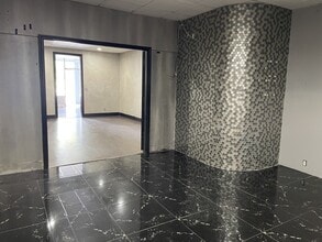 5710-5772 E Los Angeles Ave, Simi Valley, CA for lease Interior Photo- Image 2 of 3