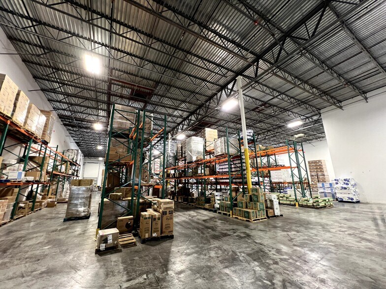 3951-4049 SW 30th Ave, Fort Lauderdale, FL à louer - Photo du bâtiment - Image 3 de 12