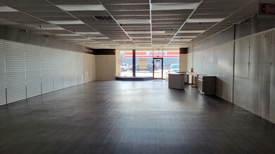 911 GRAHAM Rd, Stow, OH for lease Building Photo- Image 2 of 4