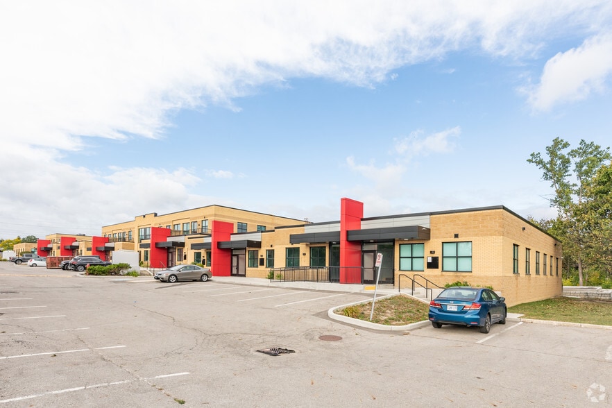 2155 Dunwin Dr, Mississauga, ON for sale - Building Photo - Image 2 of 35