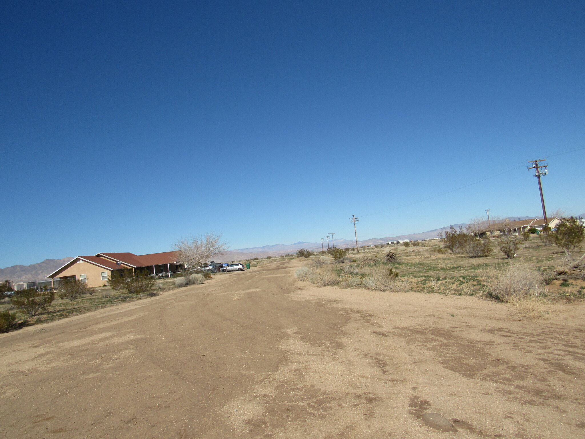 216-072-01-00-1 Luke Ct, California City, CA à vendre Photo principale- Image 1 de 12