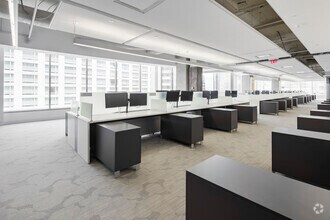 800 N Glebe Rd, Arlington, VA for lease Interior Photo- Image 2 of 4
