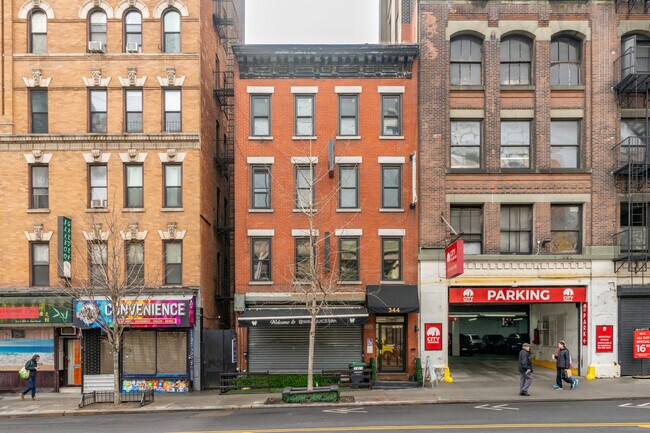 Plus de détails pour 344 E 59th St, New York, NY - Bureau/Commerce de détail à louer