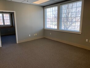 10 S Main St, Topsfield, MA for lease Interior Photo- Image 2 of 4