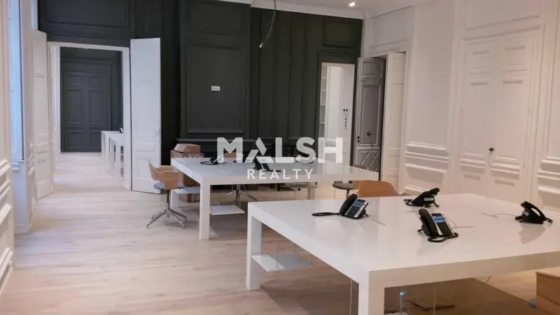 Office in Lyon for lease Interior Photo- Image 1 of 8