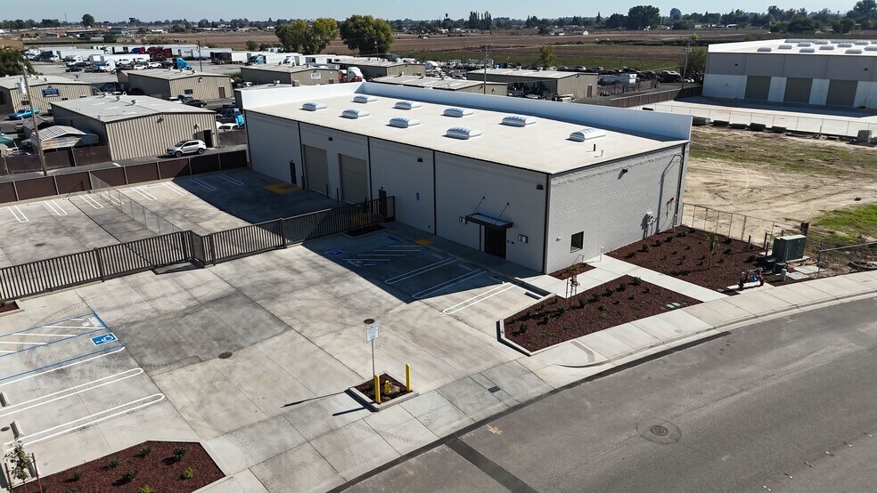 1800 Olympic Dr, Turlock, CA à louer - Photo du bâtiment - Image 1 de 21