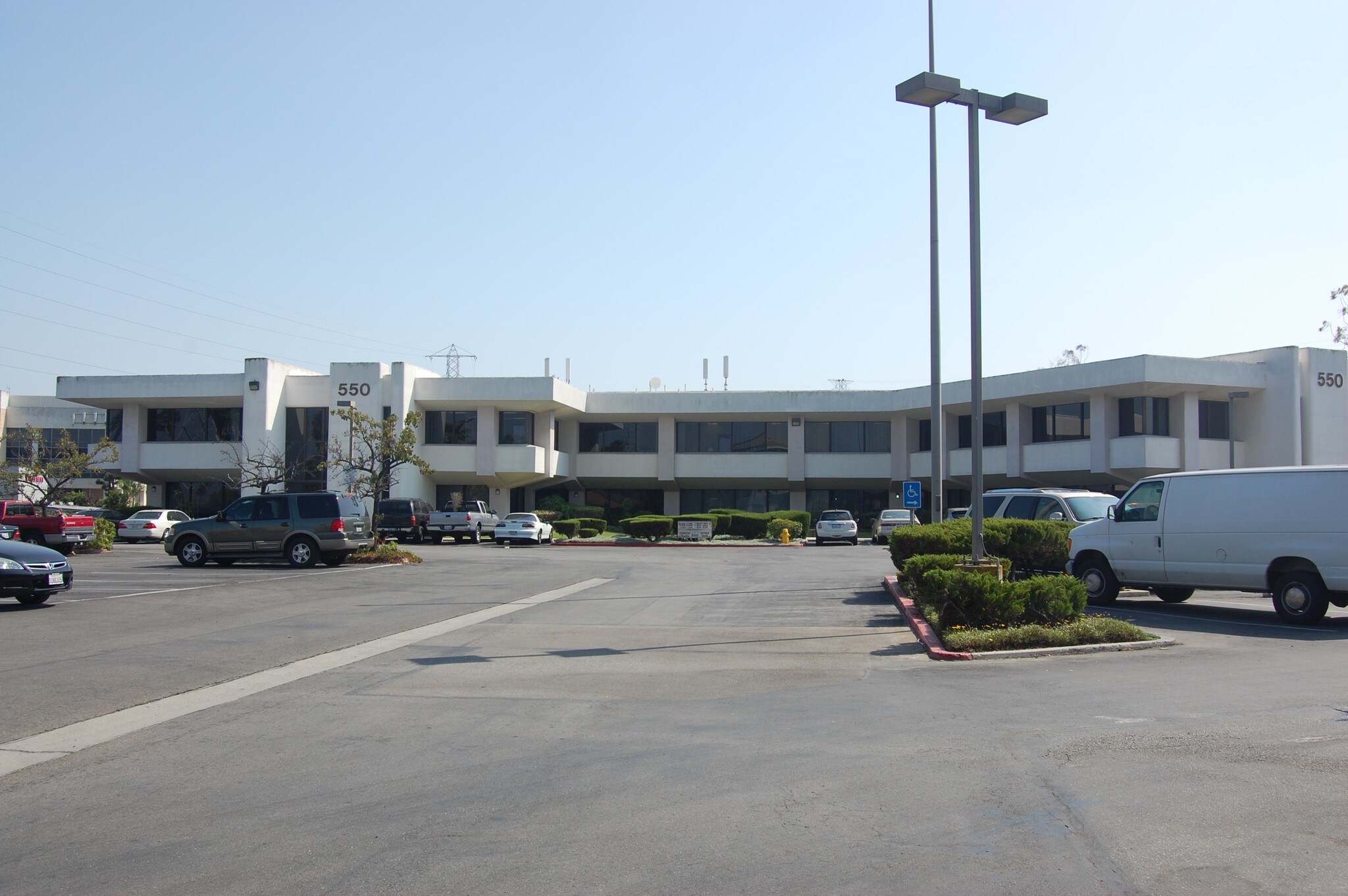 550 E Carson Plaza Dr, Carson, CA for lease Building Photo- Image 1 of 6