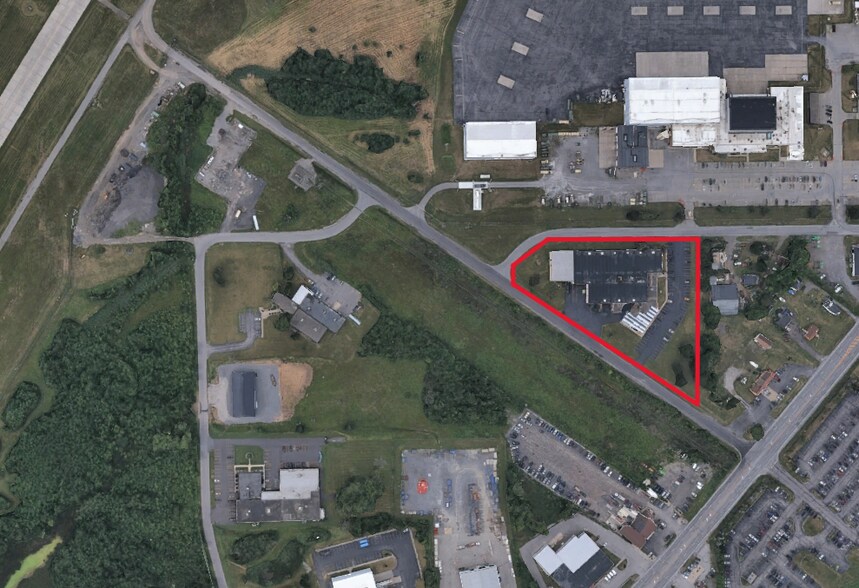 293 Patriot Way, Rochester, NY à vendre - Photo du bâtiment - Image 2 de 22