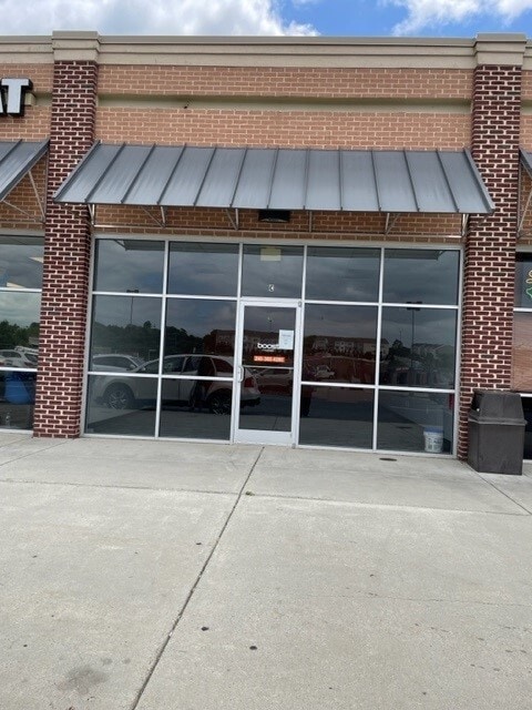 44-78 Worchester Dr, Falling Waters, WV for lease Building Photo- Image 1 of 6