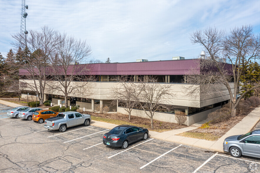 2620 Horizon Dr SE, Grand Rapids, MI for lease - Building Photo - Image 1 of 4