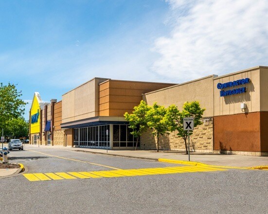 1225 Sumas Way, Abbotsford, BC à louer - Photo du bâtiment - Image 2 de 8