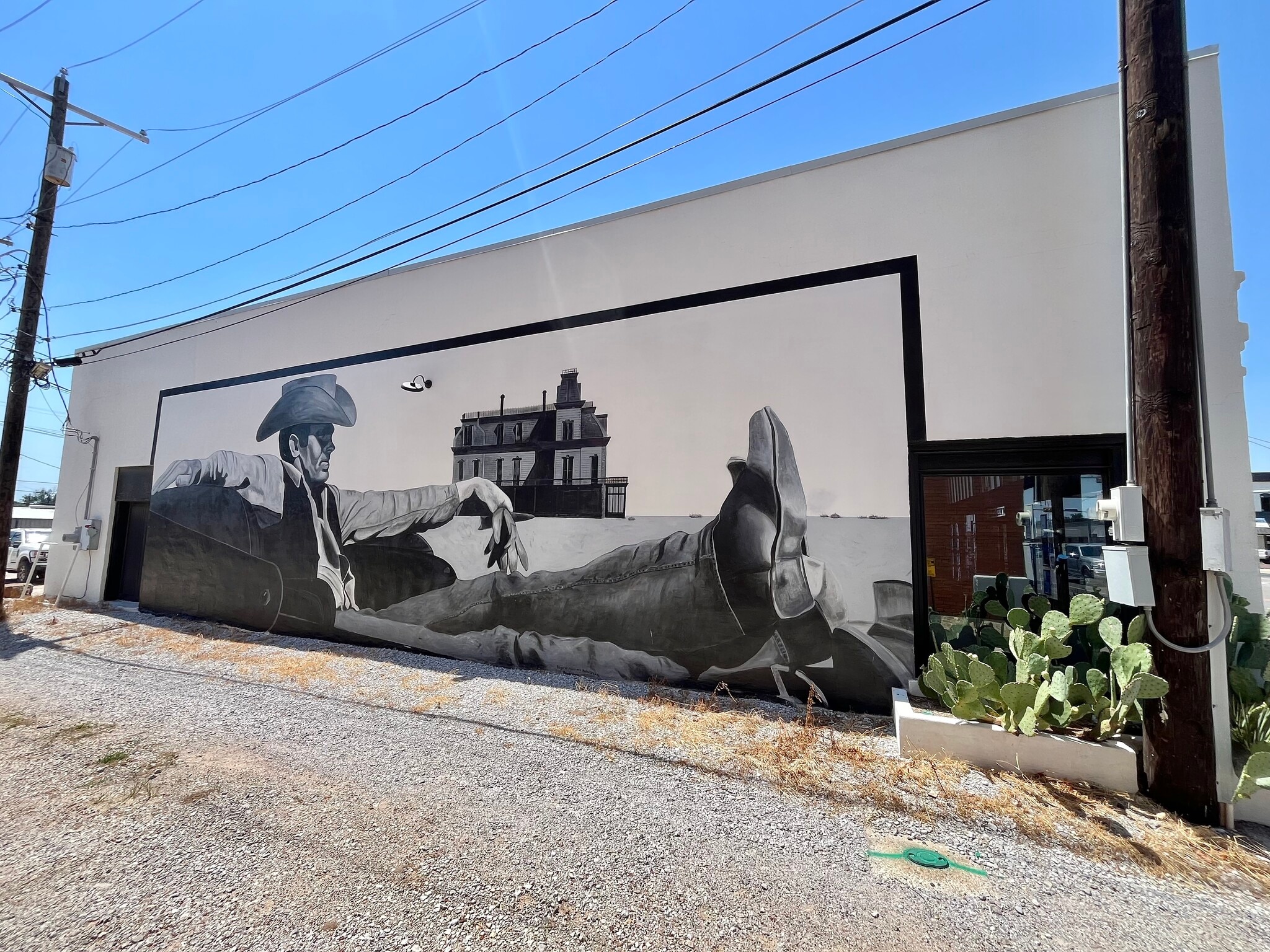 112 W Wise St, Bowie, TX for sale Primary Photo- Image 1 of 14