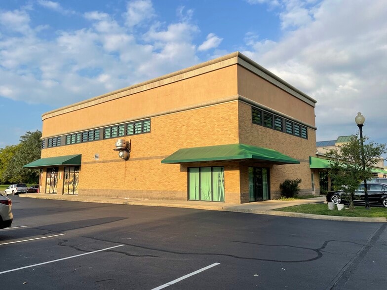 1811-1933 University Blvd, Anderson, IN for sale - Building Photo - Image 3 of 8