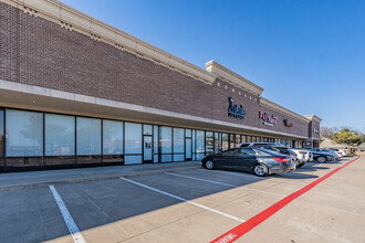 3939 Frankford Rd, Dallas, TX for lease Building Photo- Image 2 of 4