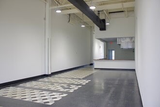 2355 vanderbilt beach Rd, Naples, FL for lease Interior Photo- Image 2 of 8