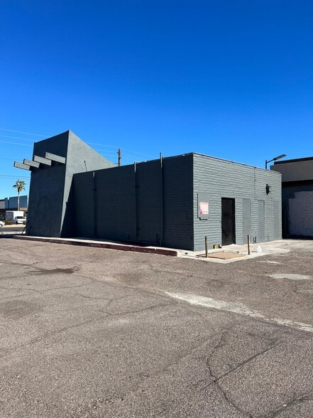 4955 W Indian School Rd, Phoenix, AZ for sale - Building Photo - Image 3 of 3