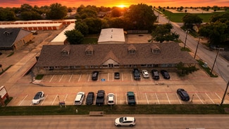 Plus de détails pour 310 N Main St, Keller, TX - Commerce de détail à louer
