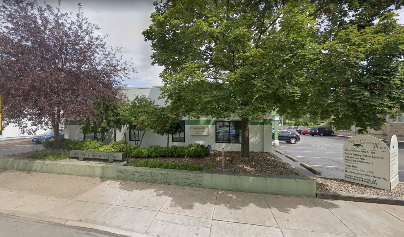 200 Chestnut Ave, Warren, OH à louer Photo du bâtiment- Image 1 de 12