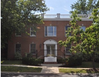 Plus de détails pour 560 Oakwood Ave, Lake Forest, IL - Bureau à louer