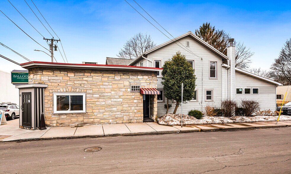 67 Washington St, Auburn, NY à vendre - Photo du bâtiment - Image 3 de 12