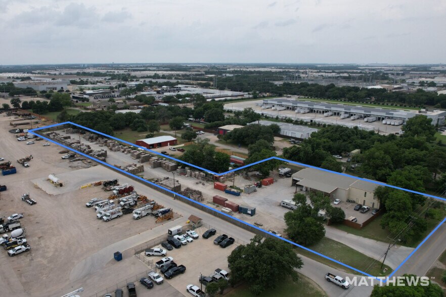 3334 Hardrock Rd, Grand Prairie, TX à louer - Photo du bâtiment - Image 1 de 2