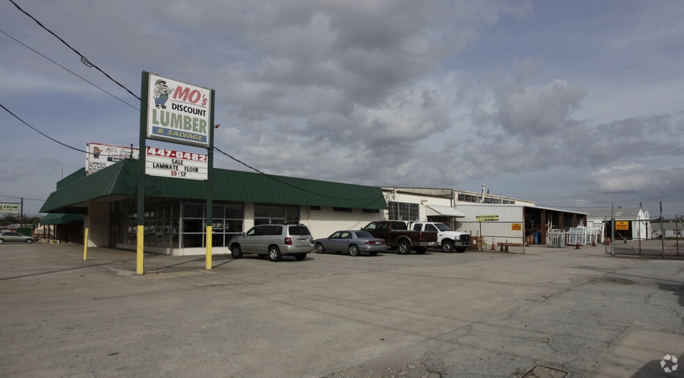 1460 Bay St W, Savannah, GA for lease - Primary Photo - Image 1 of 7