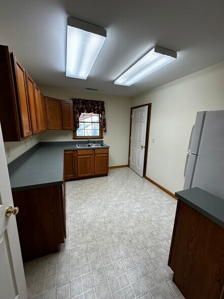 110 W Sunset Ave, Greensboro, MD à vendre - Photo du b timent - Image 3 de 9