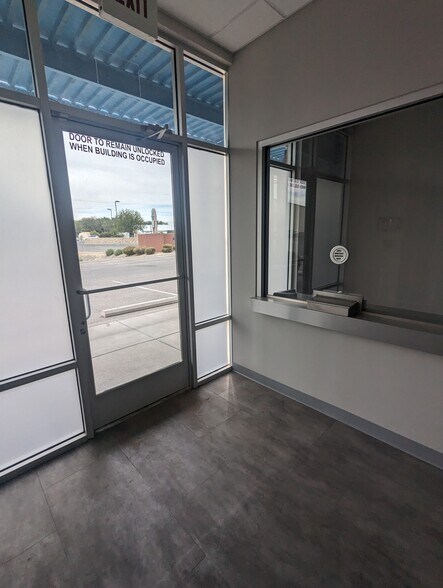 2780 W Picacho Ave, Las Cruces, NM à louer - Photo intérieure - Image 2 de 16