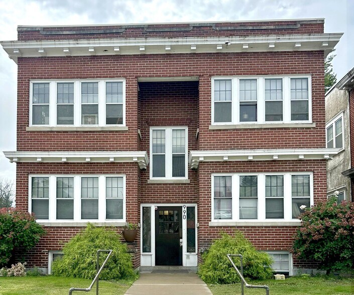 990 Grand Ave, Saint Paul, MN à vendre - Photo du bâtiment - Image 1 de 28