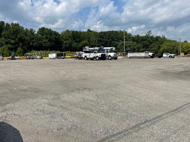 Plus de détails pour 9104 Pulaski Hwy, Middle River, MD - Industriel à louer
