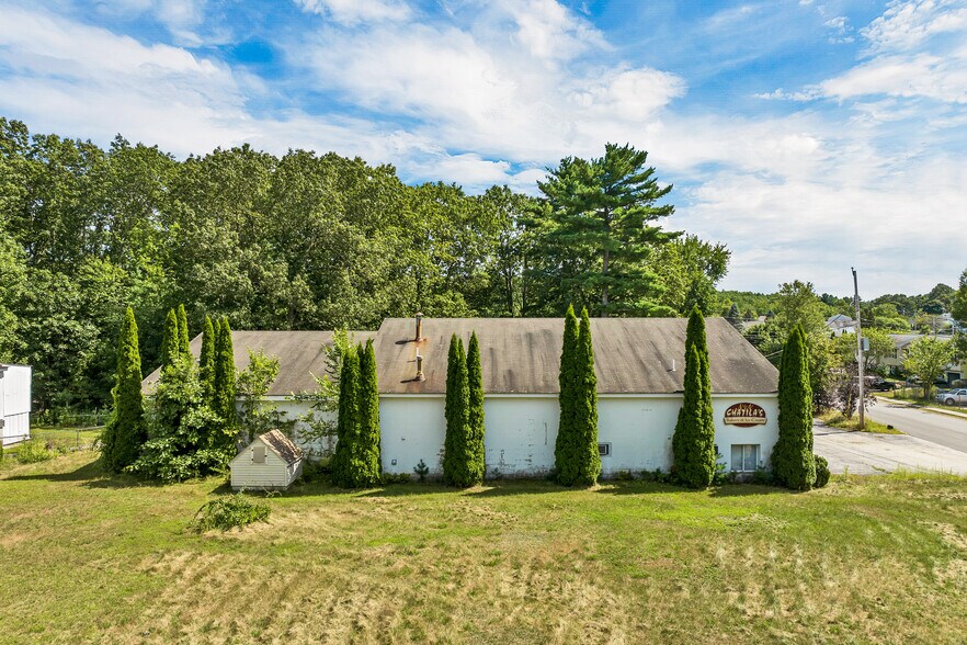 22 Kendall Pond Rd, Derry, NH à vendre - Photo du bâtiment - Image 3 de 29