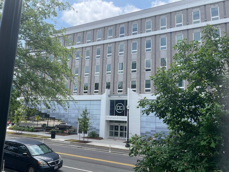 60 I St SW, Washington, DC à louer - Photo du bâtiment - Image 3 de 10