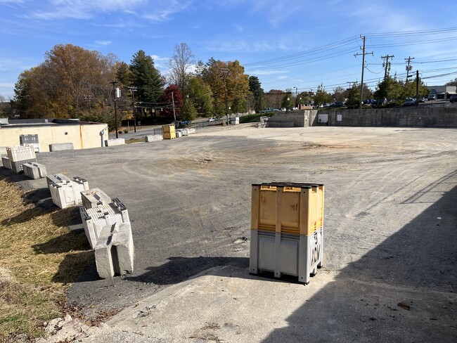 More details for 207 E Oak St, Mount Airy, NC - Land for Sale