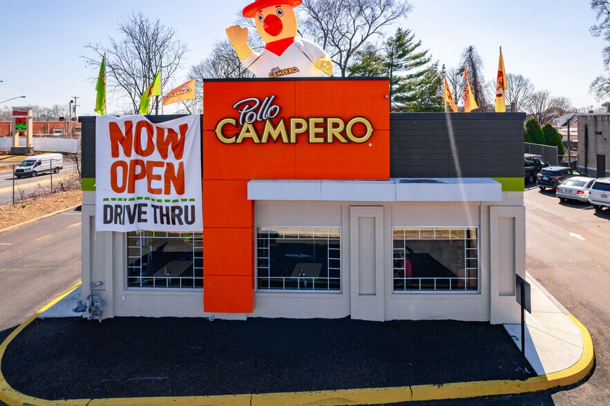 9025 Frankford Ave, Philadelphia, PA à vendre - Photo du bâtiment - Image 3 de 12