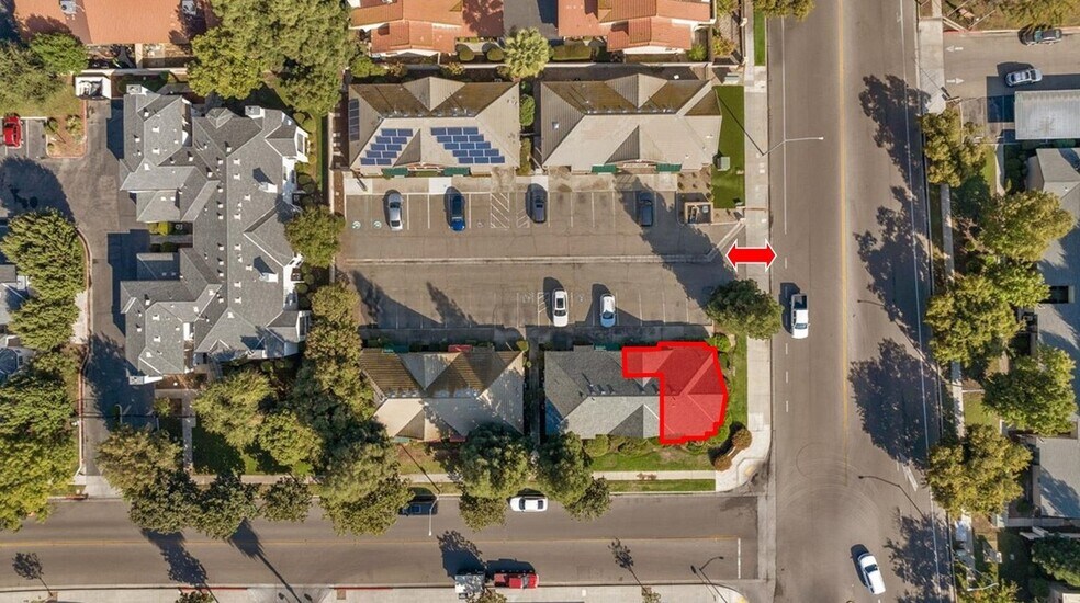 7257 N Maple Ave, Fresno, CA à louer - Photo du bâtiment - Image 3 de 20